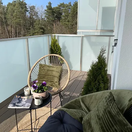 Apartment Nad Jeziorem Dlugim Lesna # 32 *